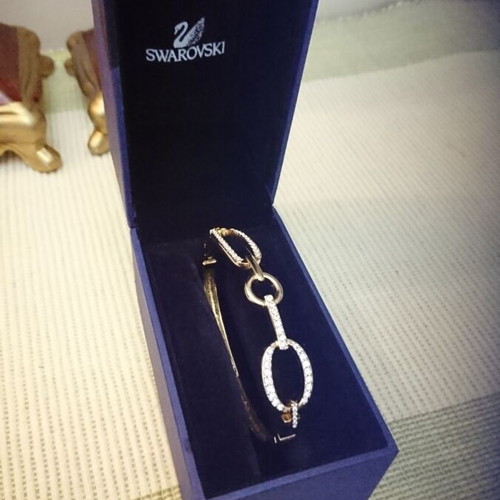 Swarovski Dextera bracelet new, gold color