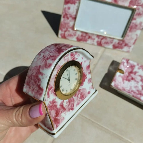 Collectible porcelain set vintage like new