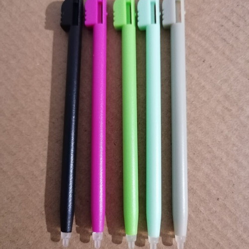 Nintendo DS Lite replacement stylus pens, pack of 5 colors