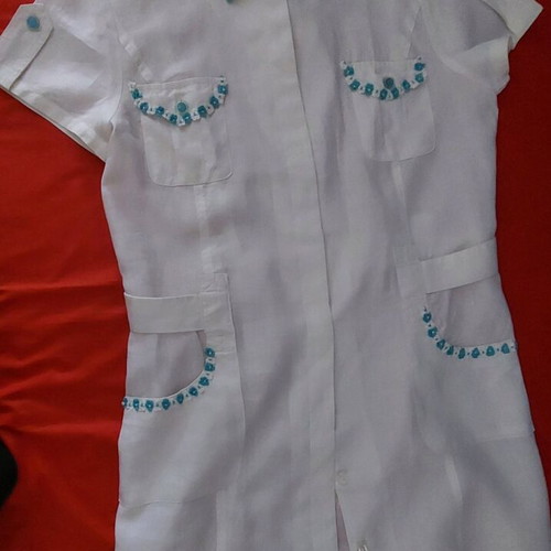 White linen dress like new, size XL, short sleeves with hidden buttons and pockets