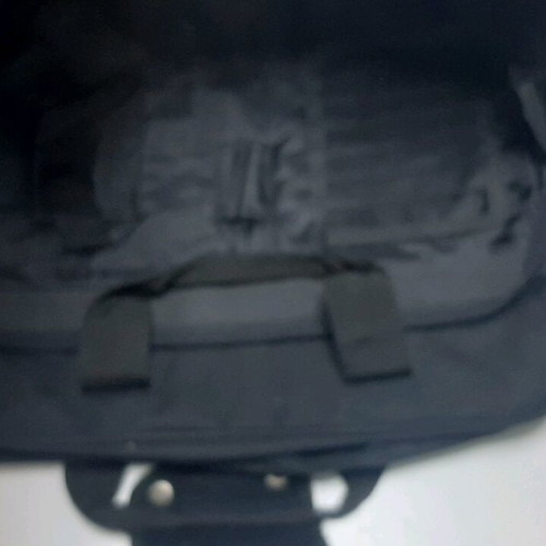 Shoulder bag like new, black laptop carrier