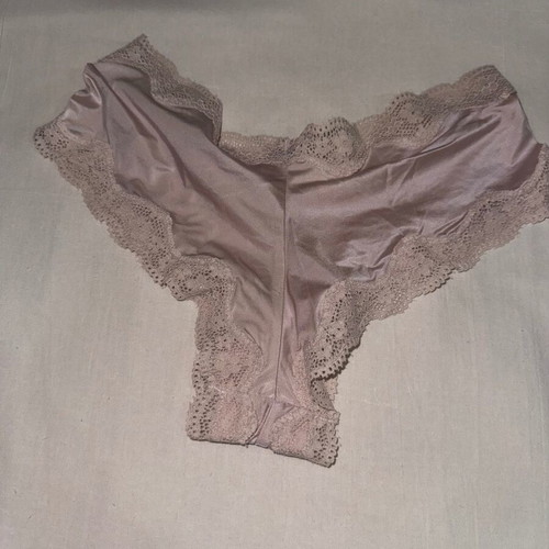 Victoria’s Secret cheeky pants new, pink, size Small