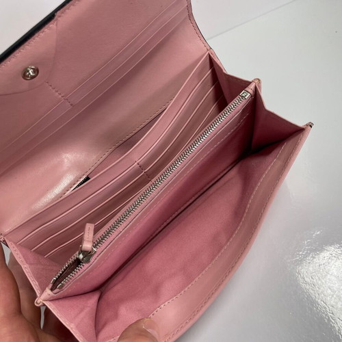 Fendi Crystal Eye Monster Wallet like new, pink