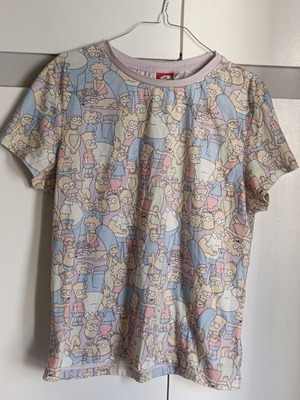 The Simpsons all-over print T-shirt size M, like new