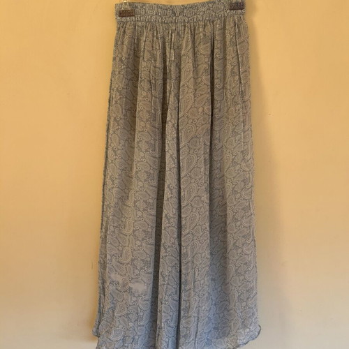 Zara wide-leg pants with paisley print, size XS/S, like new