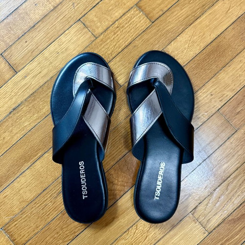 Sandals new, size 37, black with soft surface