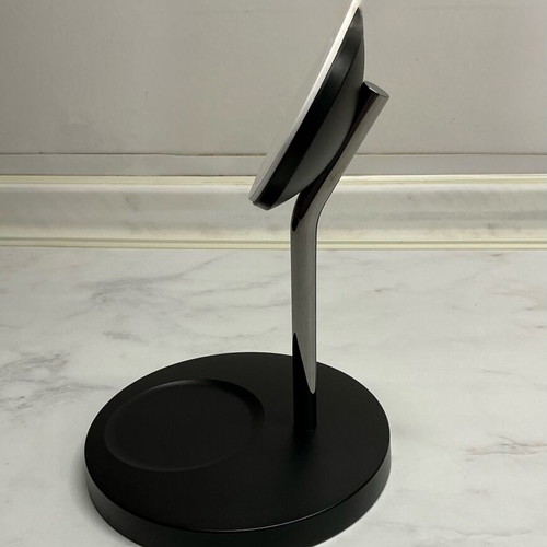 Belkin BoostCharge Pro 2-in-1 MagSafe Stand like new