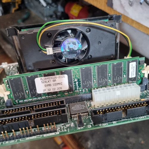 Pc used, old and fully functional