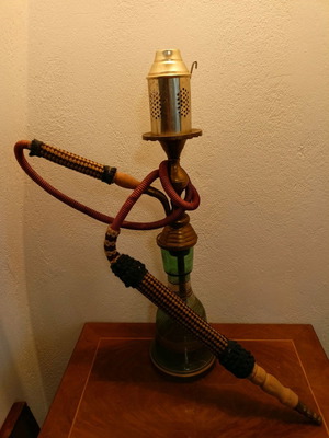 Ναργιλές παλιός μεταχειρισμένος με πράσινο γυαλί