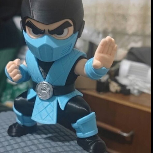 Mortal Kombat Sub Zero figure, 15 cm