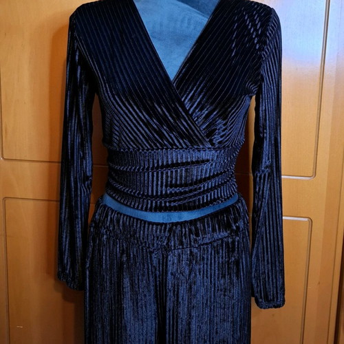 J. mood Italian set 2 pieces new, black, size S-M