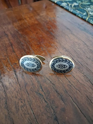 Art Deco cufflinks used, gold-colored