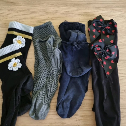 Calzedonia socks used, pack of 4 pairs, black and grey
