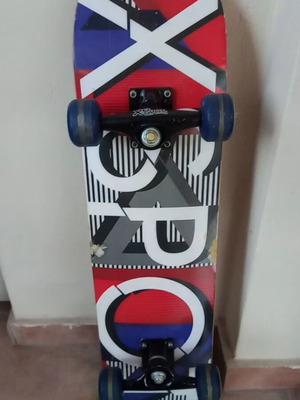 Skateboard Xspot used, dimensions 79x18.5x10 cm