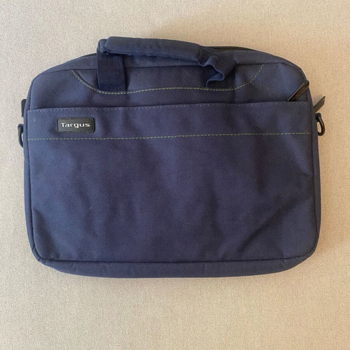 Targus laptop bag used with padded compartment