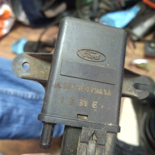 MAP sensor for Ford Fiesta, Transit Bus III, used, E7EF9F479A1A