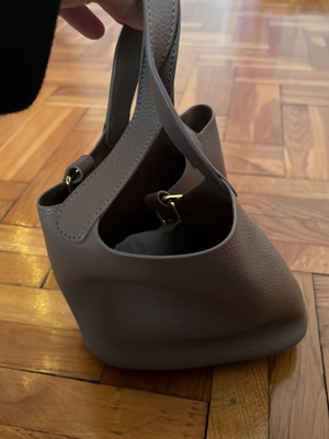 Handbag like new, gray and beige