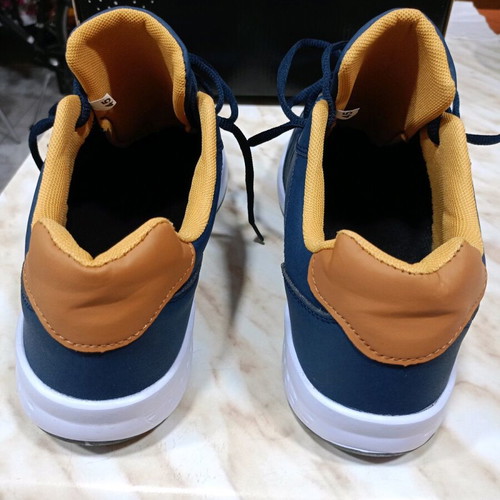Leather sneakers new, beige and blue, size 45