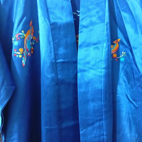Vintage kimono robe 90s electric blue with embroidery like new