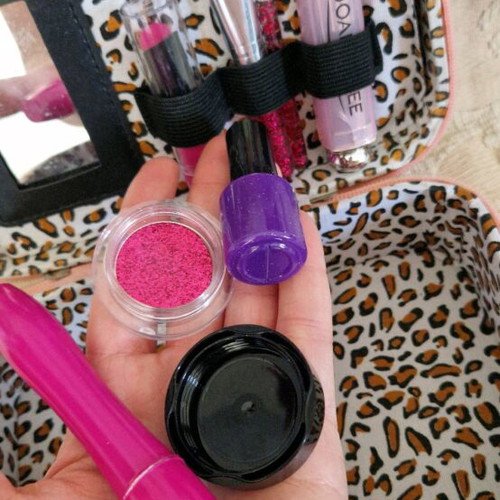 Plastic make up for kids used, many pieces