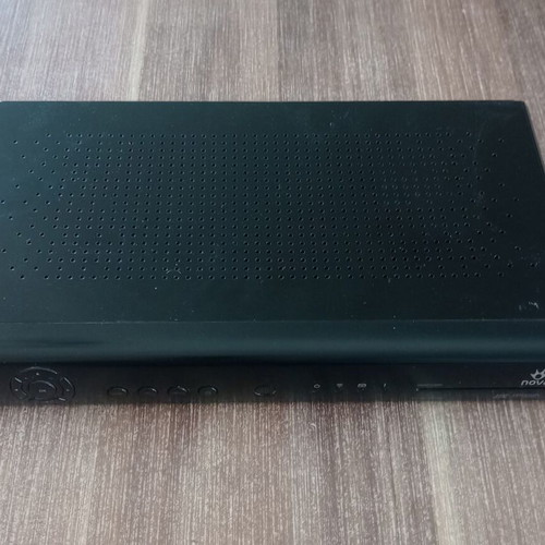NOVA DS831IMH Decoder like new with power and scart cables