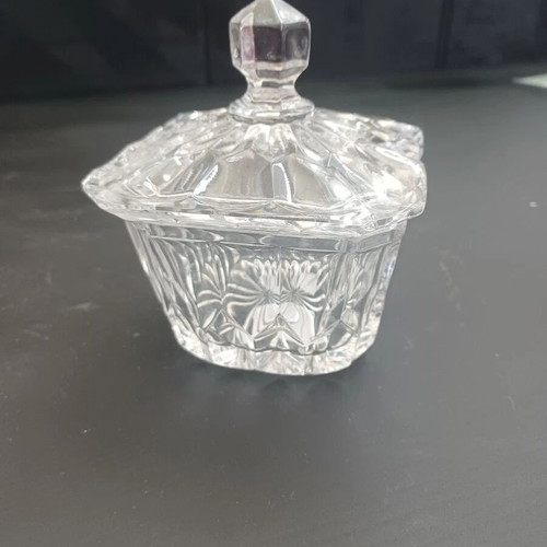 Vintage sugar bowl in excellent condition