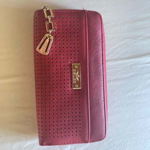 Eslee red wallet