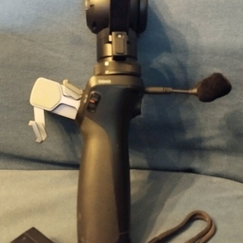 Camera Dgi Osmo + Plus handheld 4K 12MP like new with accessories