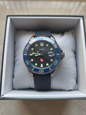 Timex Deep Water Tiburon αυτόματο ρολόι σαν καινούργιο, μαύρο και μπλε