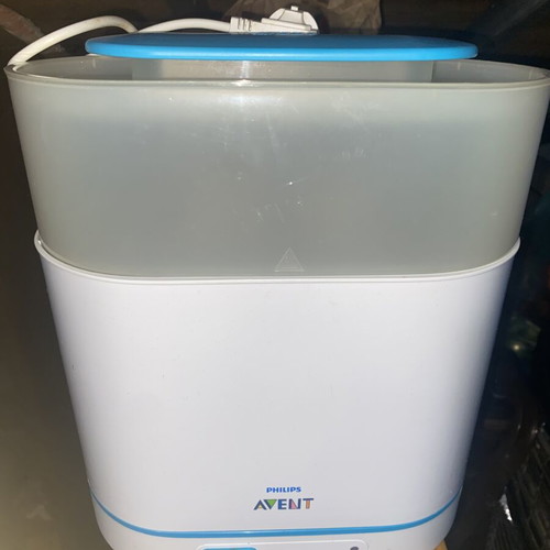 Philips AVENT Sterilizer like new, minimally used