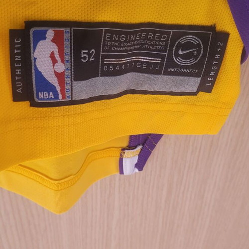 NBA Nike Lakers Jersey XL authentic, new with sewn logos