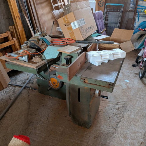 Professional woodworking machines used, package