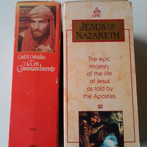 The Ten Commandments and Jesus of Nazareth VHS tapes like new, 5 tapes total