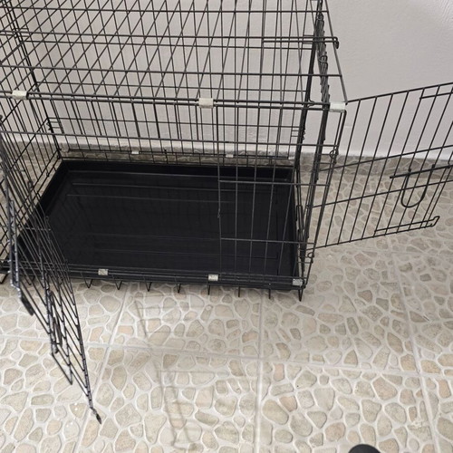Συρμάτινο κλουβί κατοικίδιων σαν καινούργιο με διαστάσεις 75x54x46 εκ