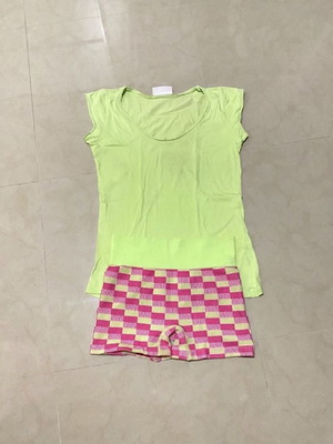 Women's athletic clothing set for gym, like new
