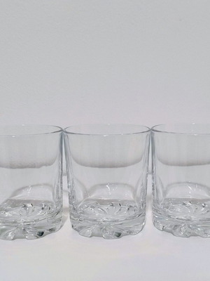 Vintage DeValbor Cerve Italy Whiskey Glasses Set of 3 like new