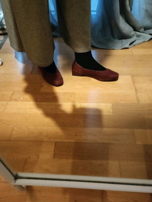 Gioseppo suede ballerinas size 36 like new, brown and red
