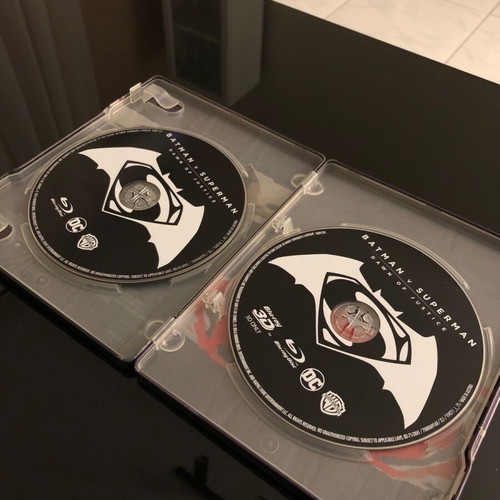 Batman vs Superman Dawn of Justice Blu-ray 3D Steelbook like new with Greek subtitles