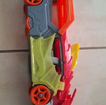 Φορτηγό-Εκτοξευτής Δράκος Hot Wheels μεταχειρισμένο