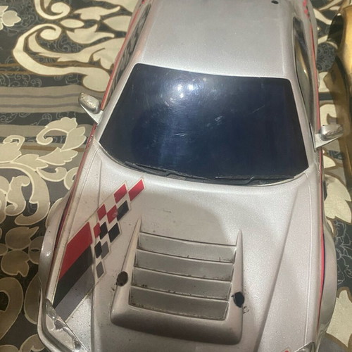 Kyoso WFO5 remote control car used with many extras and gear issue