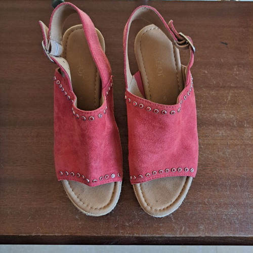 Gabor sandals size 38, red