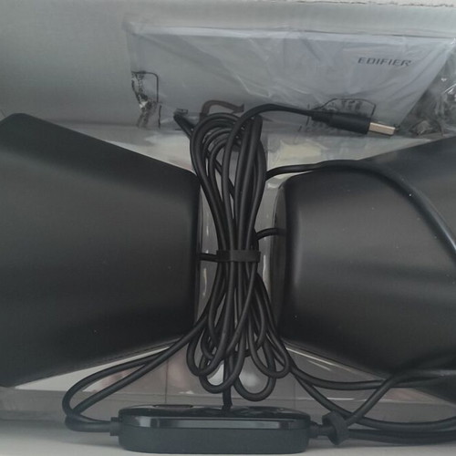 Edifier G-1000 Gaming Speakers like new