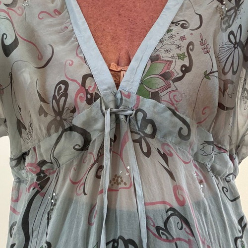Rangoon 100% silk tunic with sequins like new, XS turquoise