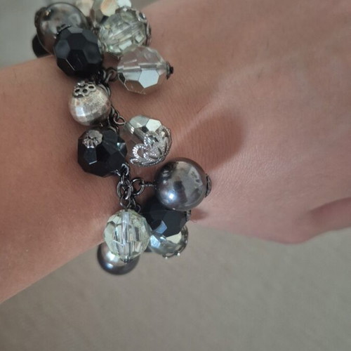 Bracelet with metal base and acrylic beads like new