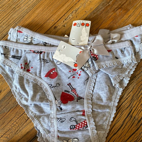Underwear new with tags, pack of 3, pink multicolor