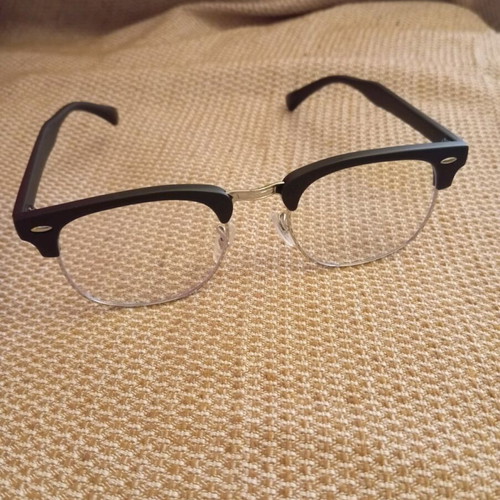 Myopia glasses new, black with cleaning cloth and cord
