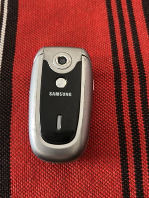 Samsung SGH-X640 μεταχειρισμένο, λειτουργικό χωρίς φορτιστή, ελαττωματικό