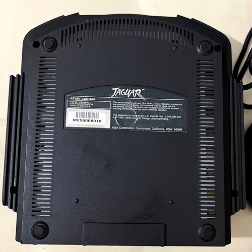 ATARI JAGUAR with 2 controllers and 3 games (PACK)