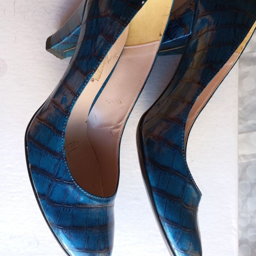 Blue Croco Patent Leather Pumps Italian Design Size 39