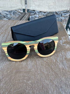 Wooden handmade sunglasses like new with lightweight lenses